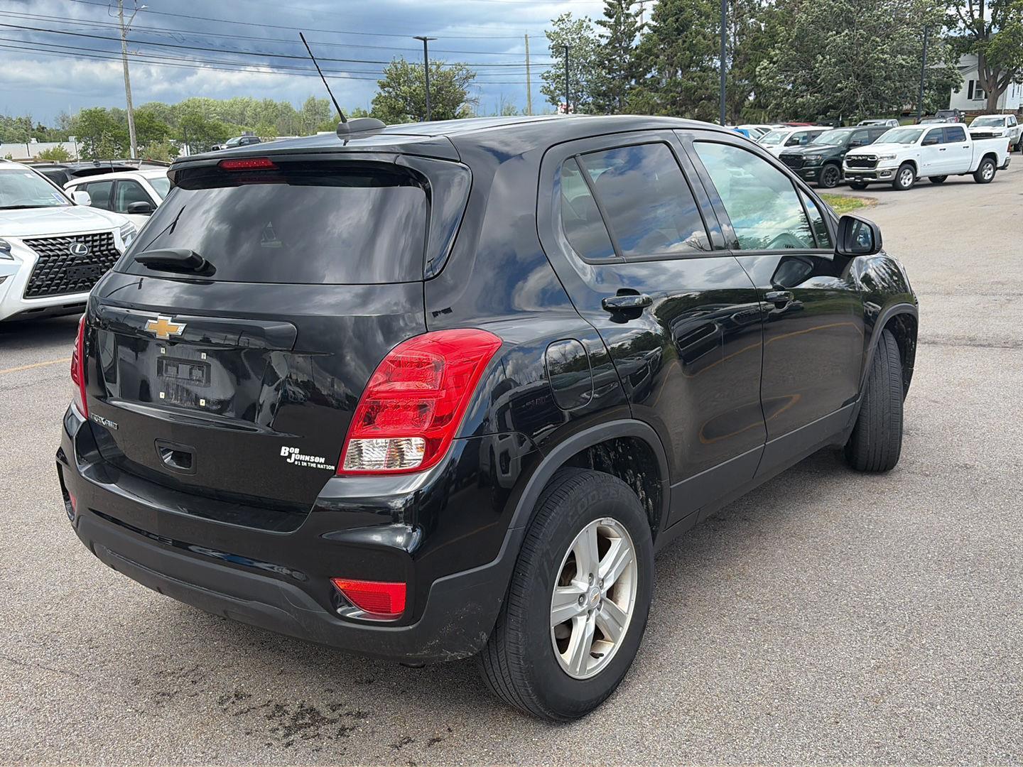Used 2021 Chevrolet Trax LS with VIN KL7CJNSB6MB321750 for sale in Getzville, NY