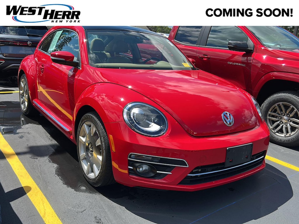 Used 2019 Volkswagen Beetle SE Hatchback