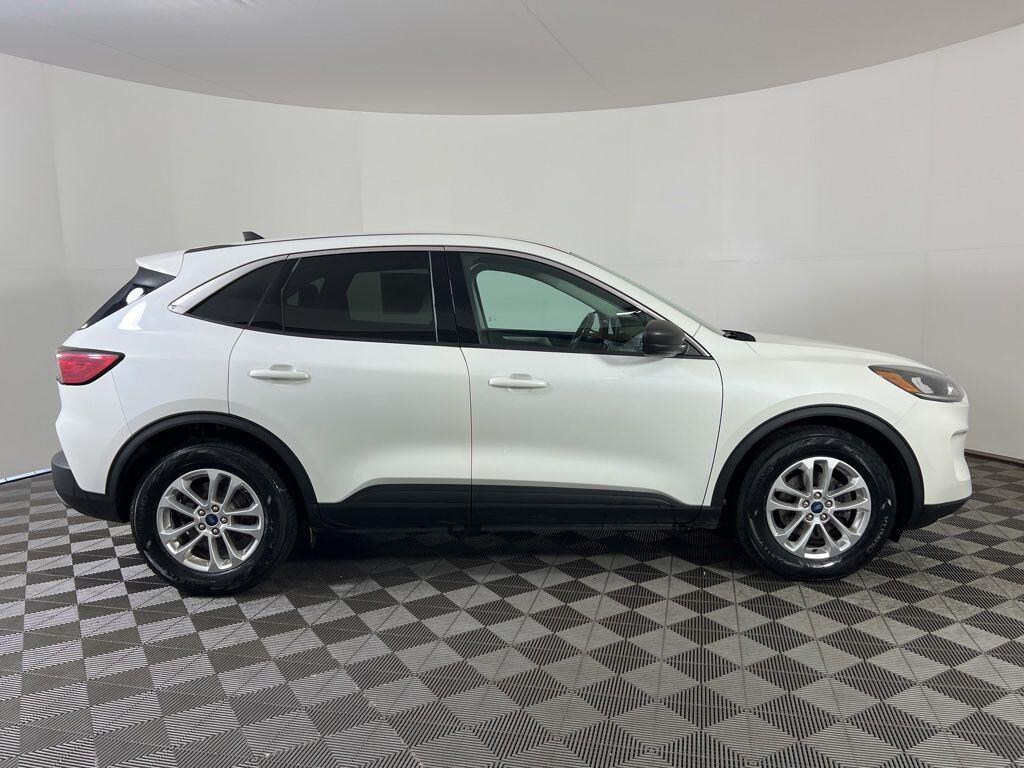 Used 2022 Ford Escape SE SUV