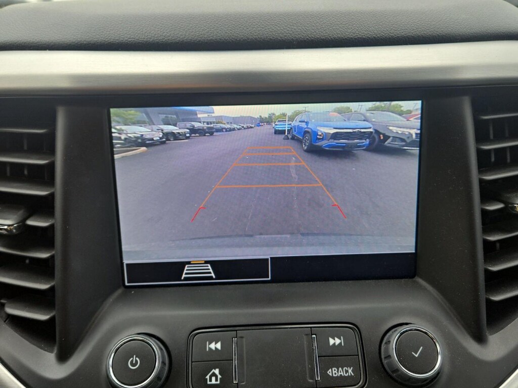 Used 2023 GMC Acadia SLE