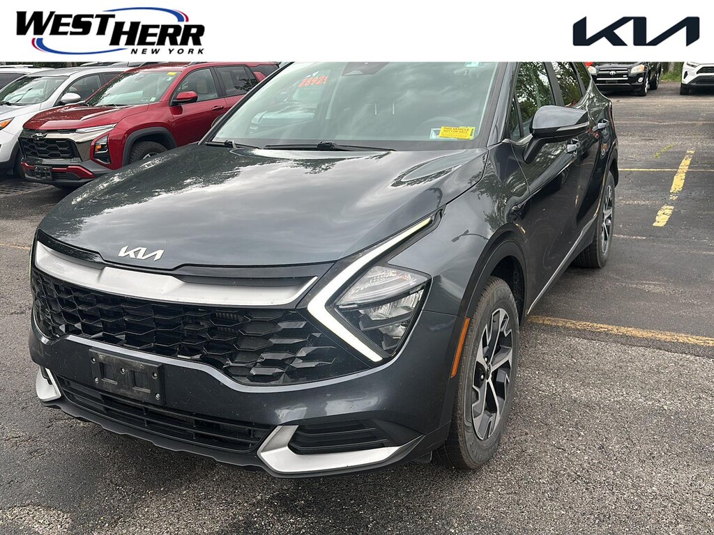 Used 2023 Kia Sportage Hybrid EX SUV