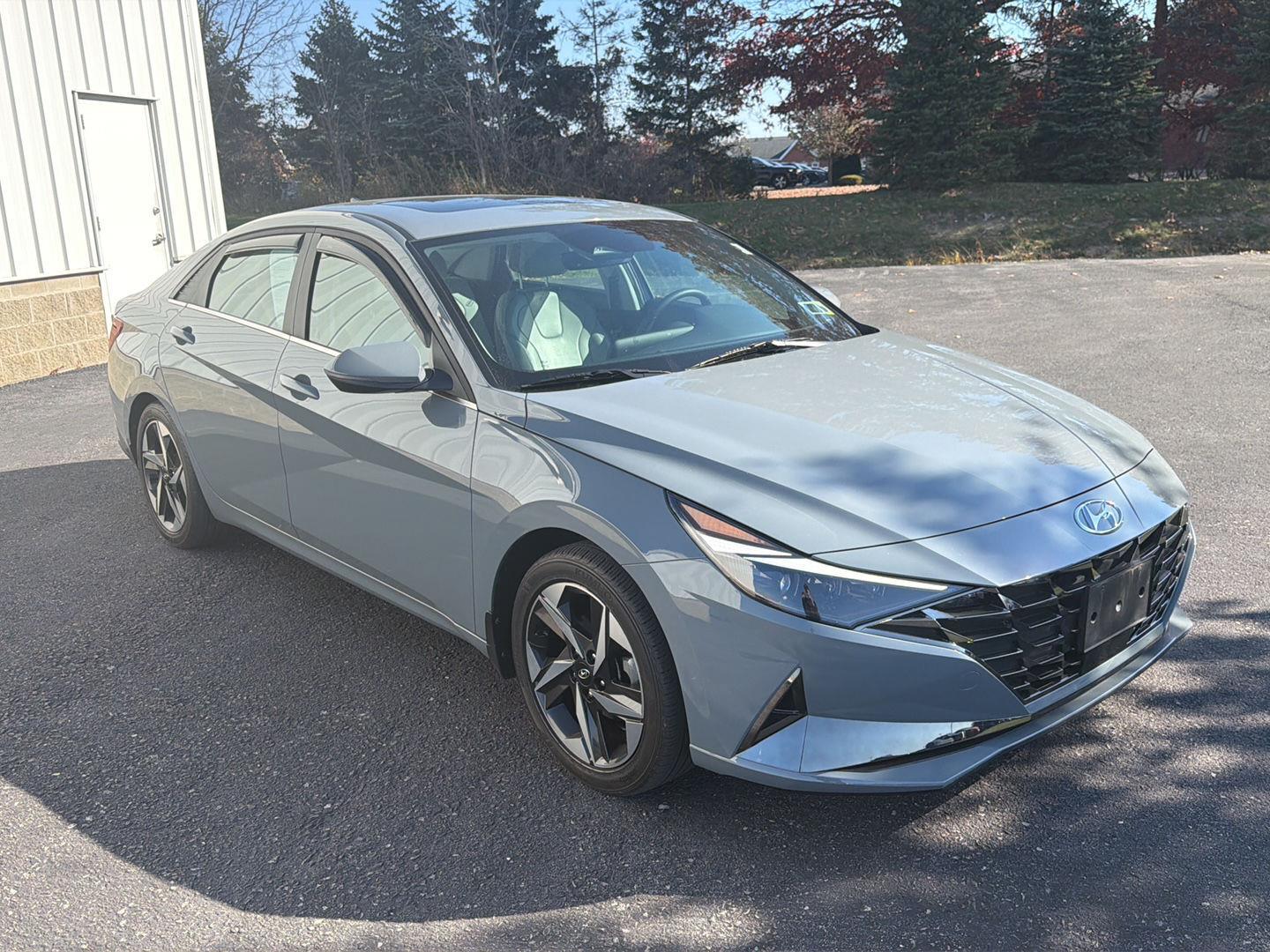 Used 2023 Hyundai Elantra Limited Sedan