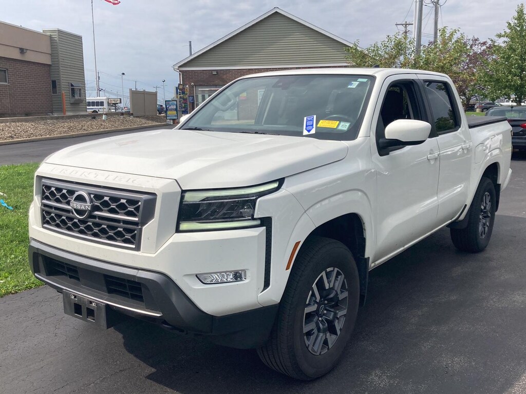Used 2024 Nissan Frontier SL Truck
