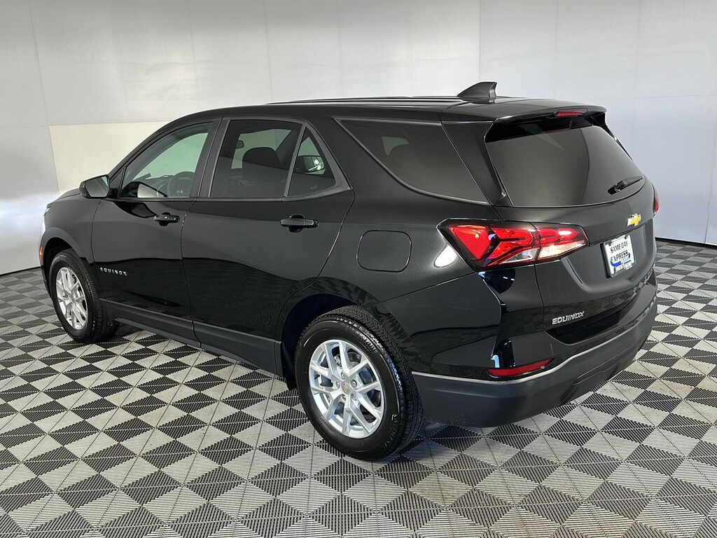 Used 2024 Chevrolet Equinox LS SUV