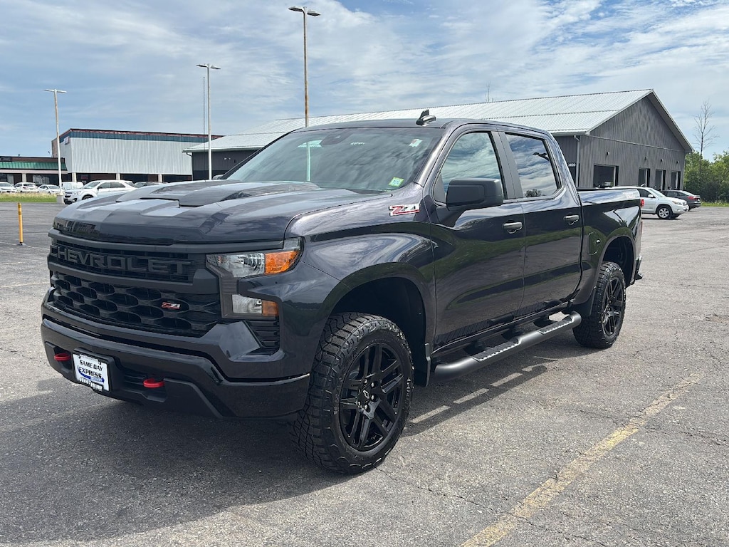Used 2024 Chevrolet Silverado 1500 Custom Trail Boss Truck