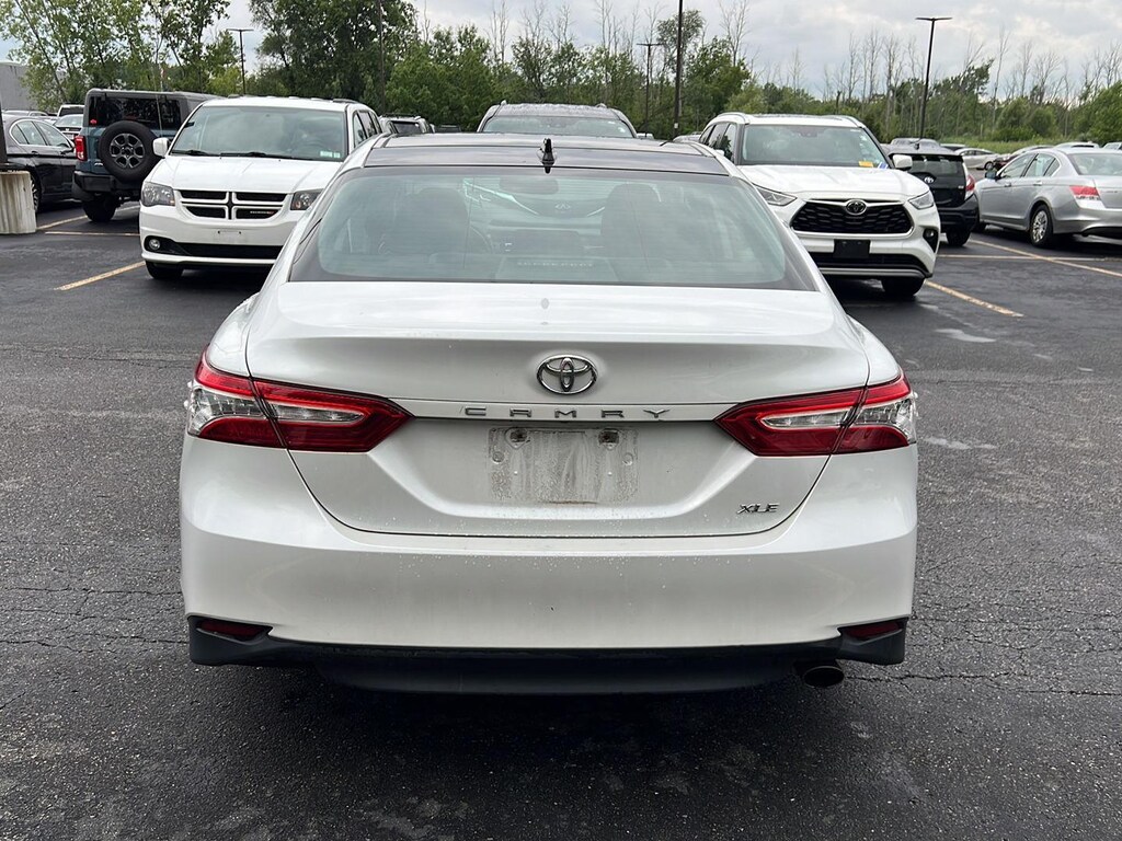 Used 2019 Toyota Camry XLE Sedan