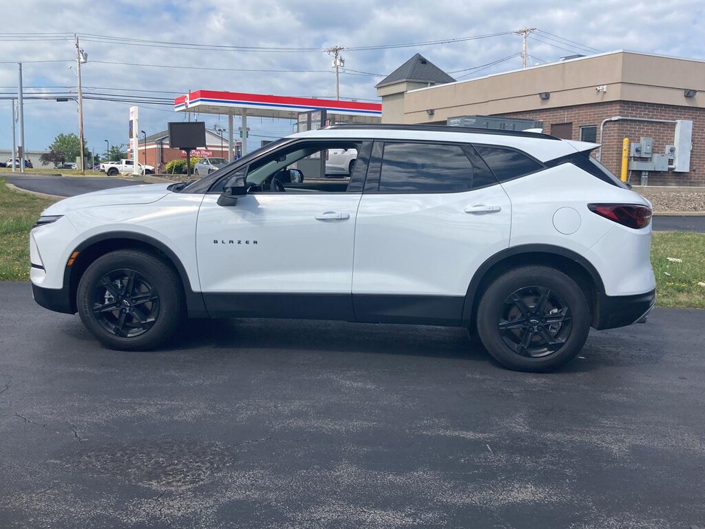 Used 2025 Chevrolet Blazer LT SUV