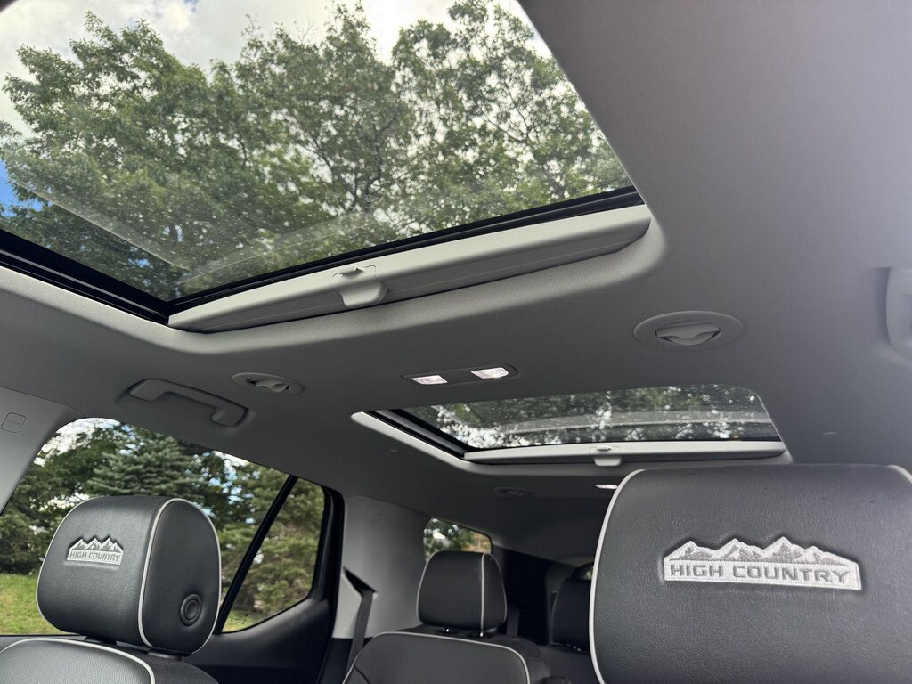 Used 2021 Chevrolet Traverse High Country SUV
