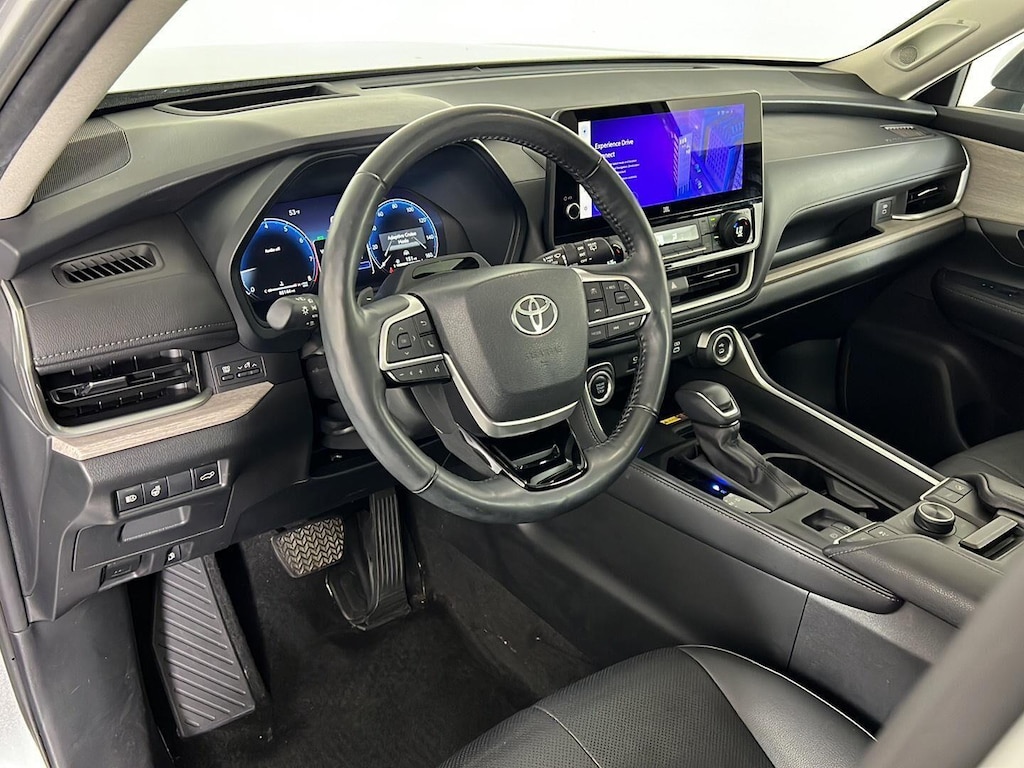 Used 2024 Toyota Grand Highlander Platinum SUV