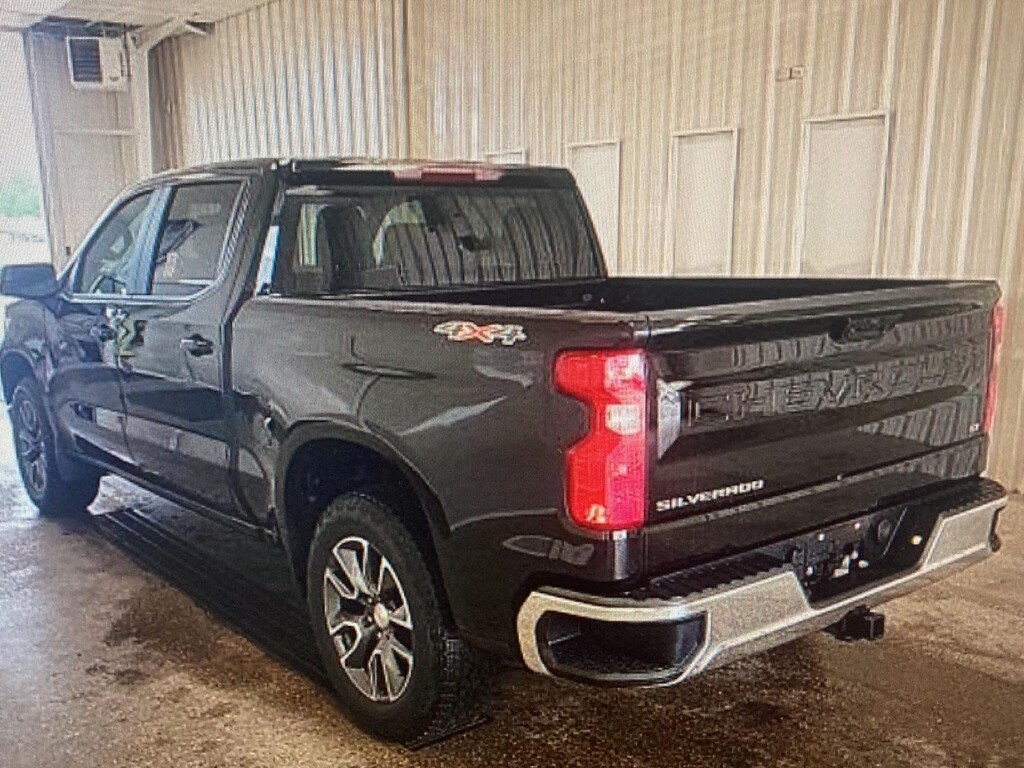 Used 2025 Chevrolet Silverado 1500 LT Truck