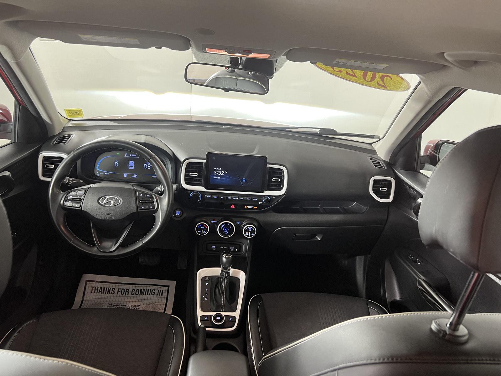 Used 2023 Hyundai Venue Limited SUV