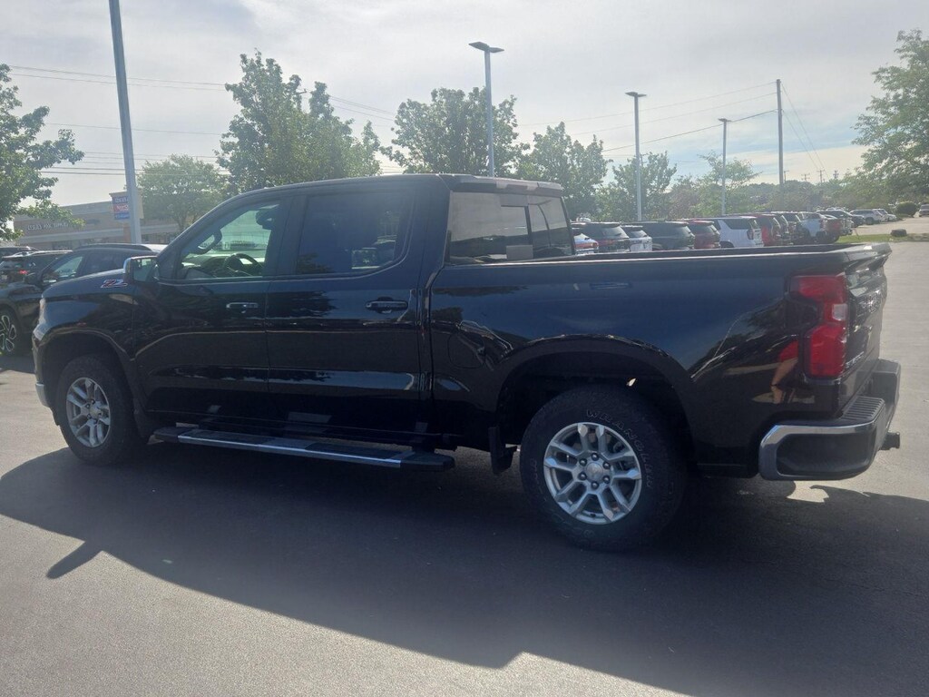 Used 2024 Chevrolet Silverado 1500 LT Truck