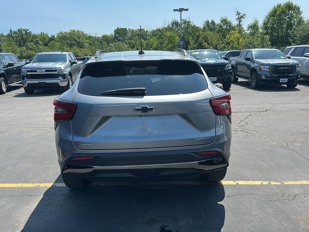 Used 2024 Chevrolet Trax Activ SUV