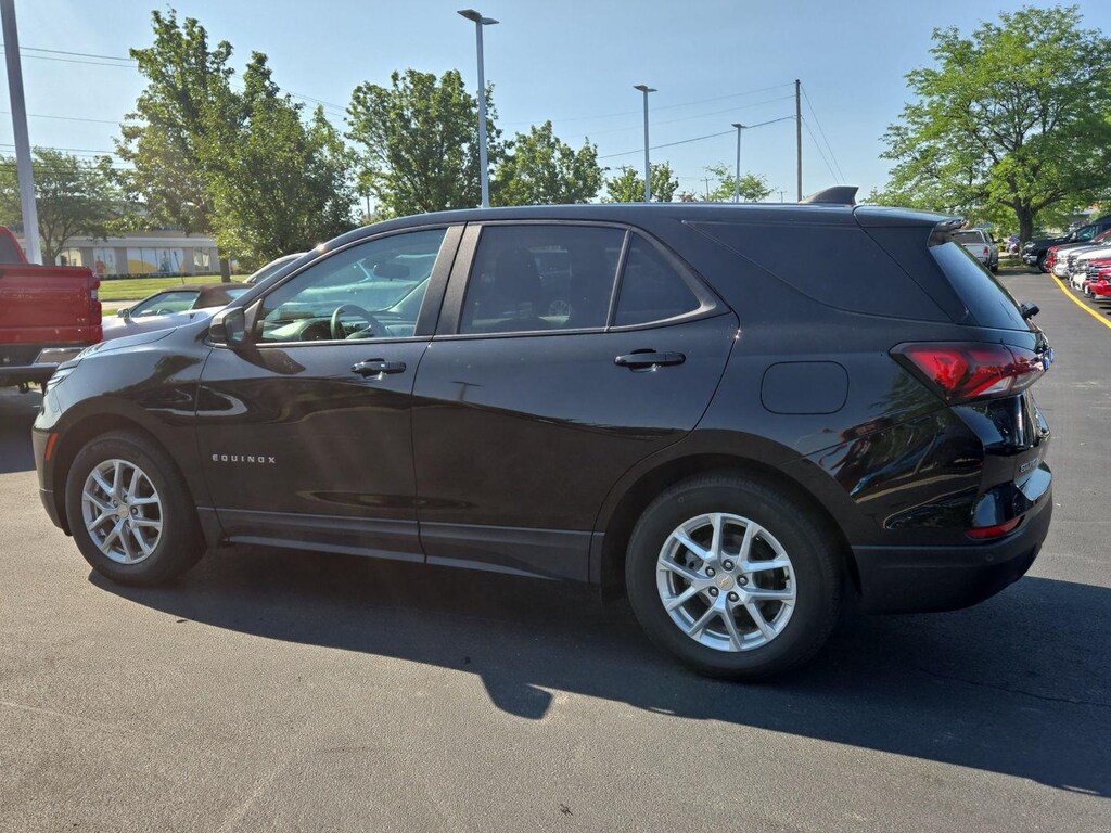 Used 2024 Chevrolet Equinox LS SUV