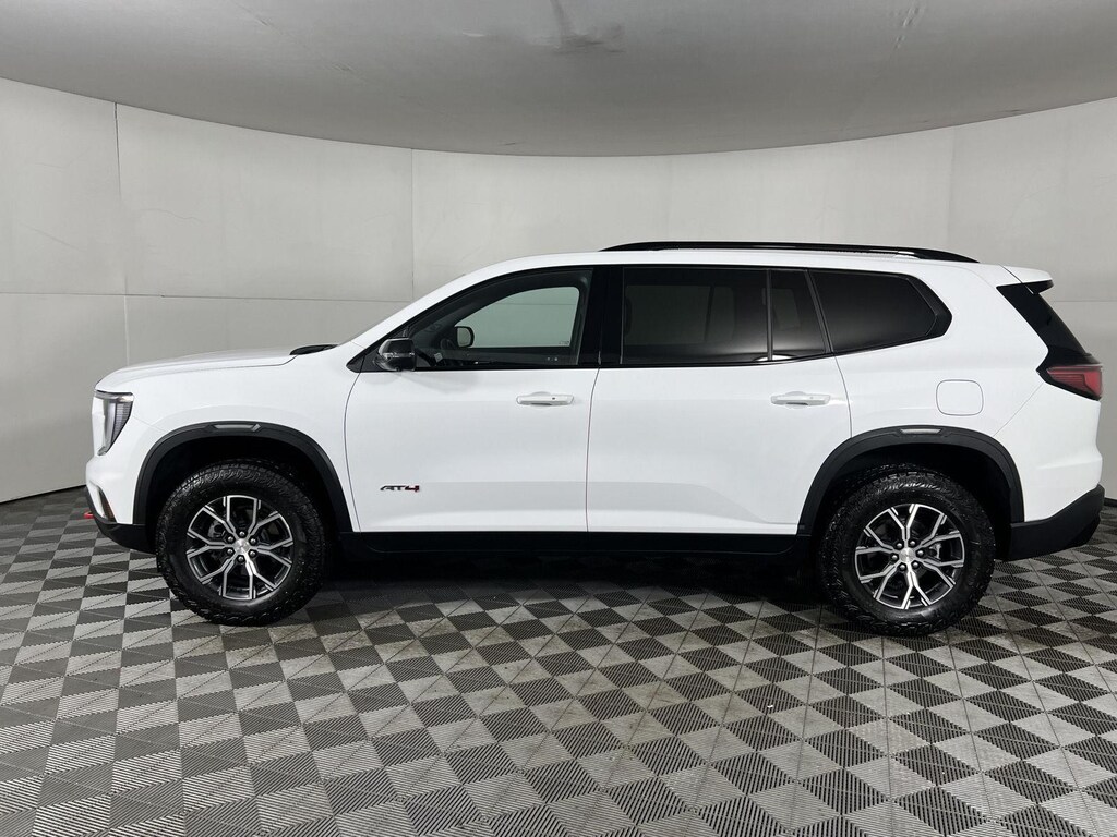 Used 2025 GMC Acadia AWD AT4