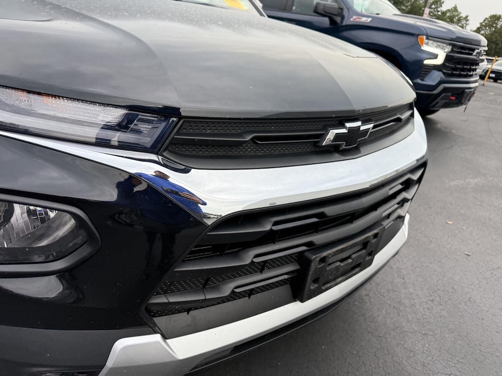 Used 2023 Chevrolet Trailblazer LT SUV