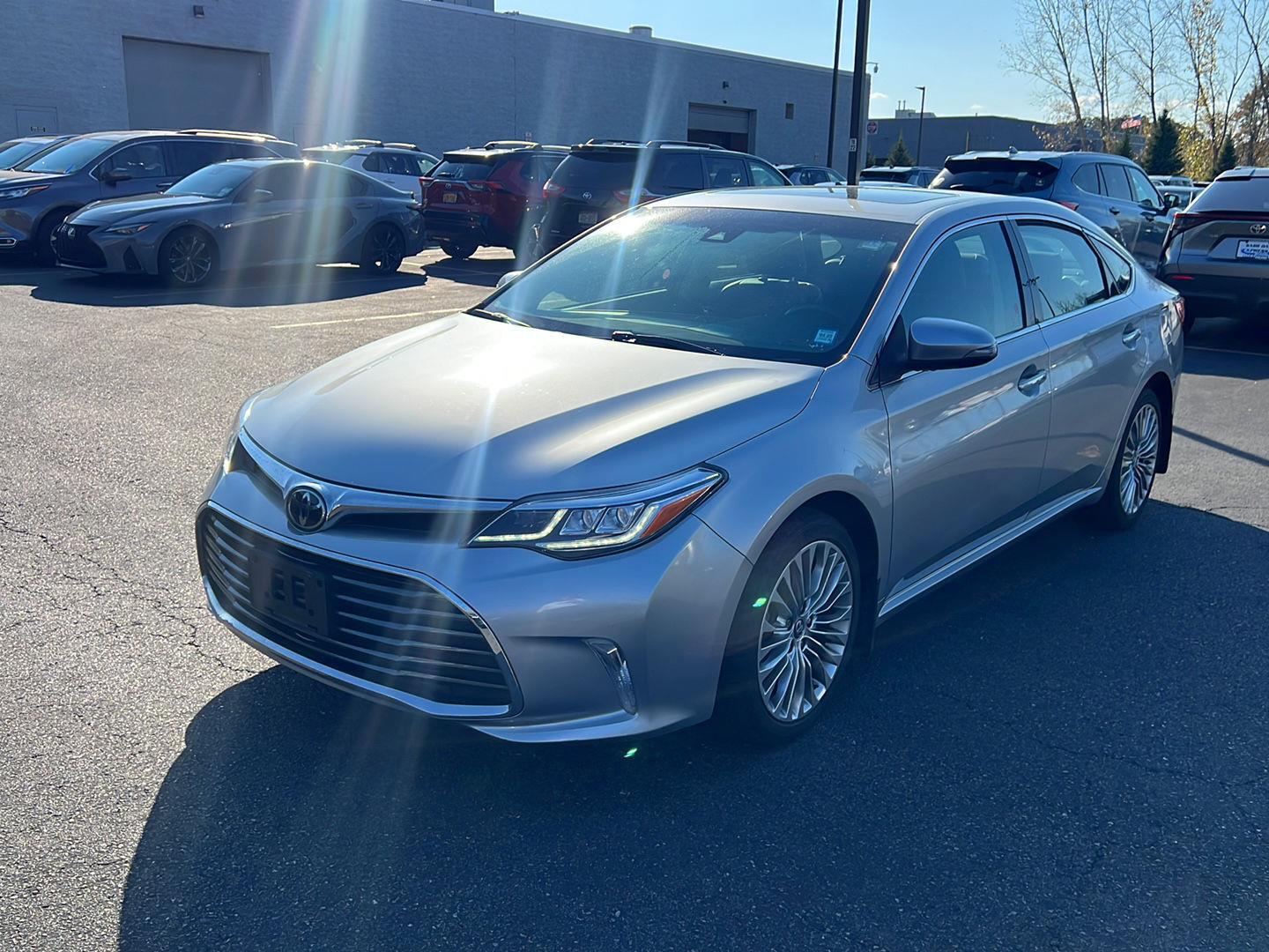 Used 2016 Toyota Avalon Limited Sedan