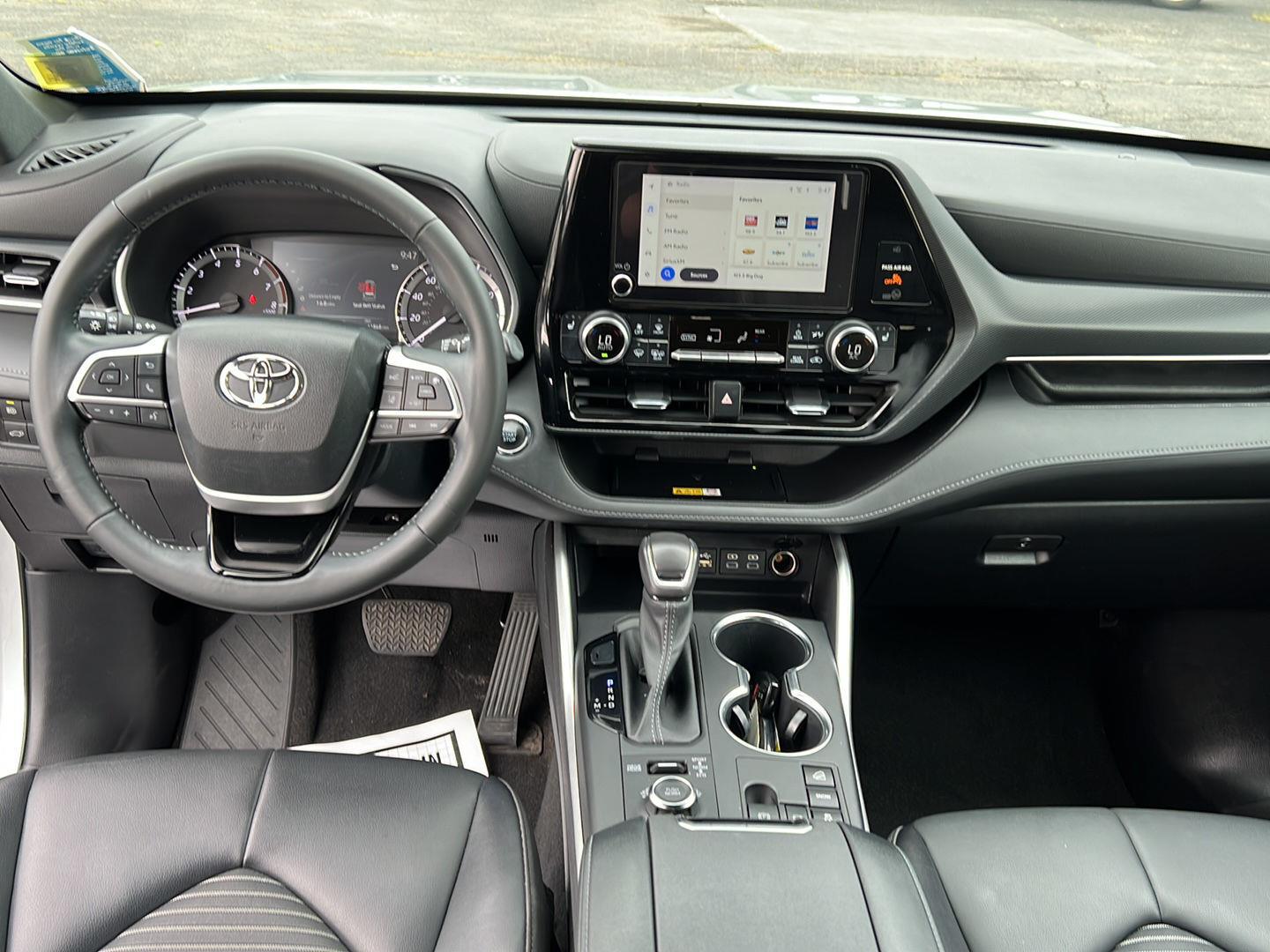 Used 2023 Toyota Highlander XSE SUV