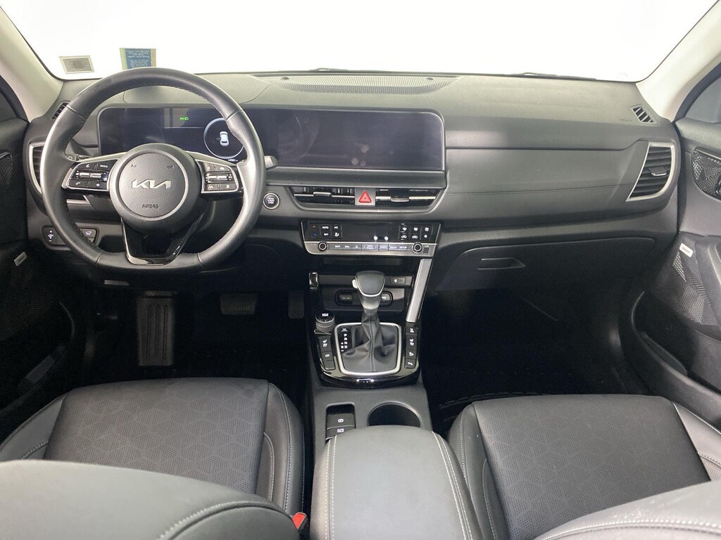 Used 2025 Kia Seltos SX SUV