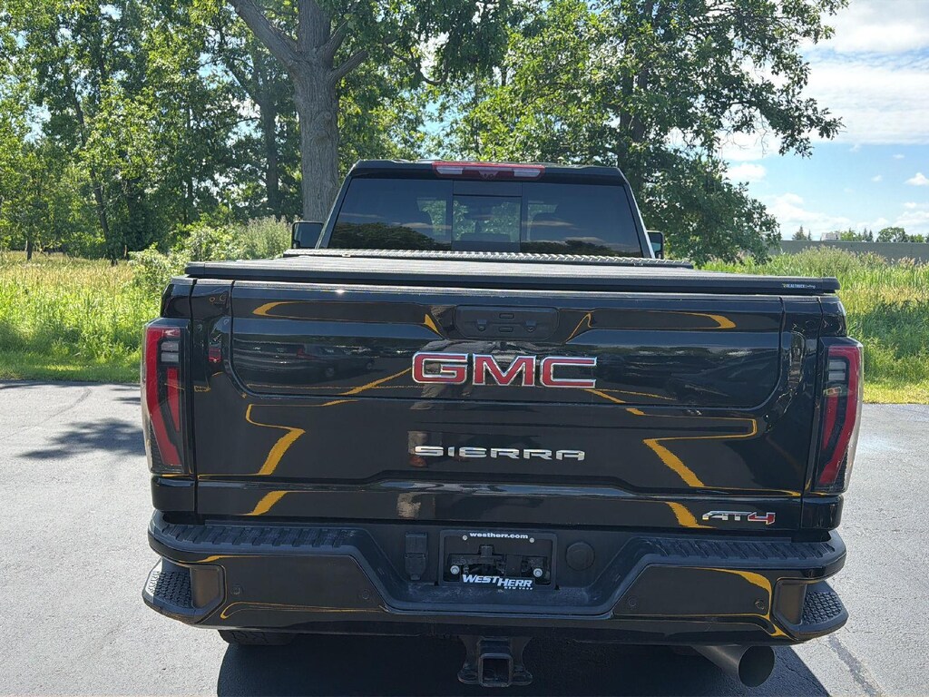 Used 2024 GMC Sierra 2500HD AT4 Truck