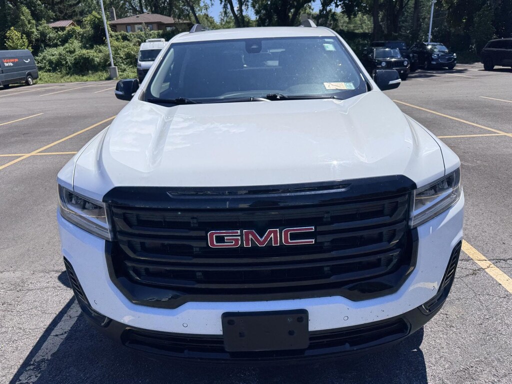 Used 2022 GMC Acadia SLE