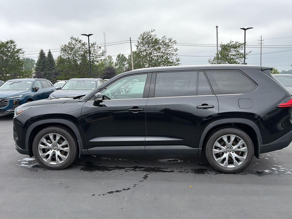 Used 2024 Toyota Grand Highlander Limited SUV