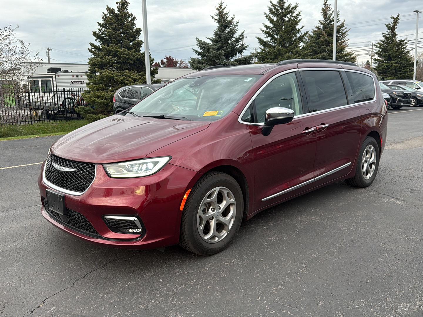 Used 2023 Chrysler Pacifica Limited Van