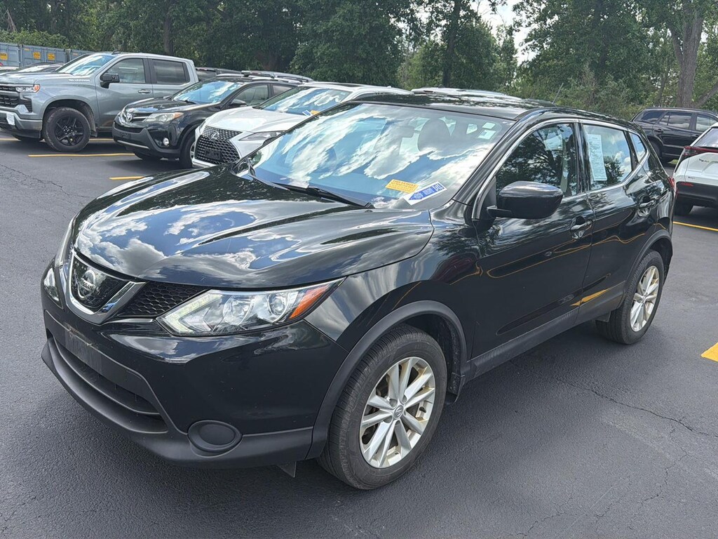 Used 2018 Nissan Rogue Sport S 2018.5