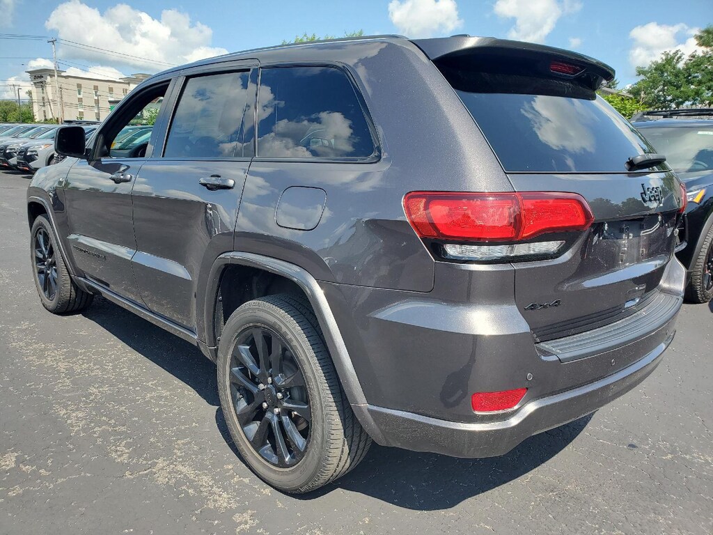 Used 2020 Jeep Grand Cherokee Altitude SUV