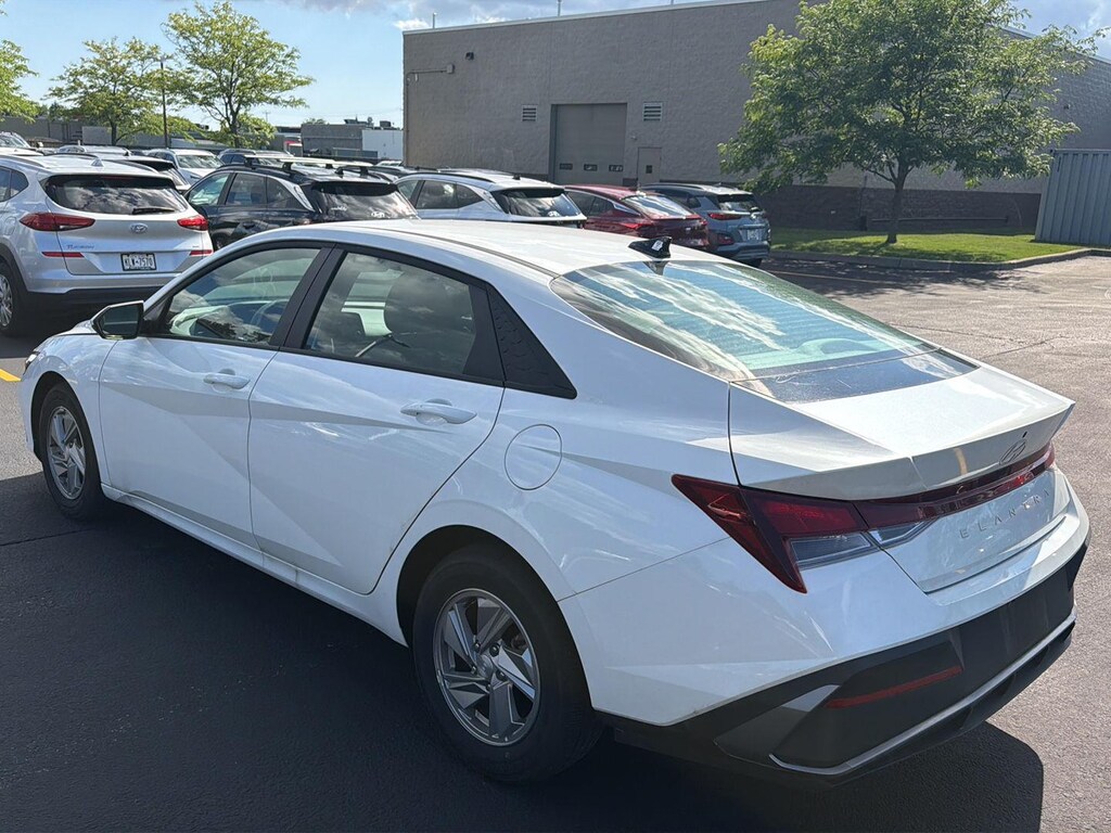 Certified 2025 Hyundai Elantra SE Sedan
