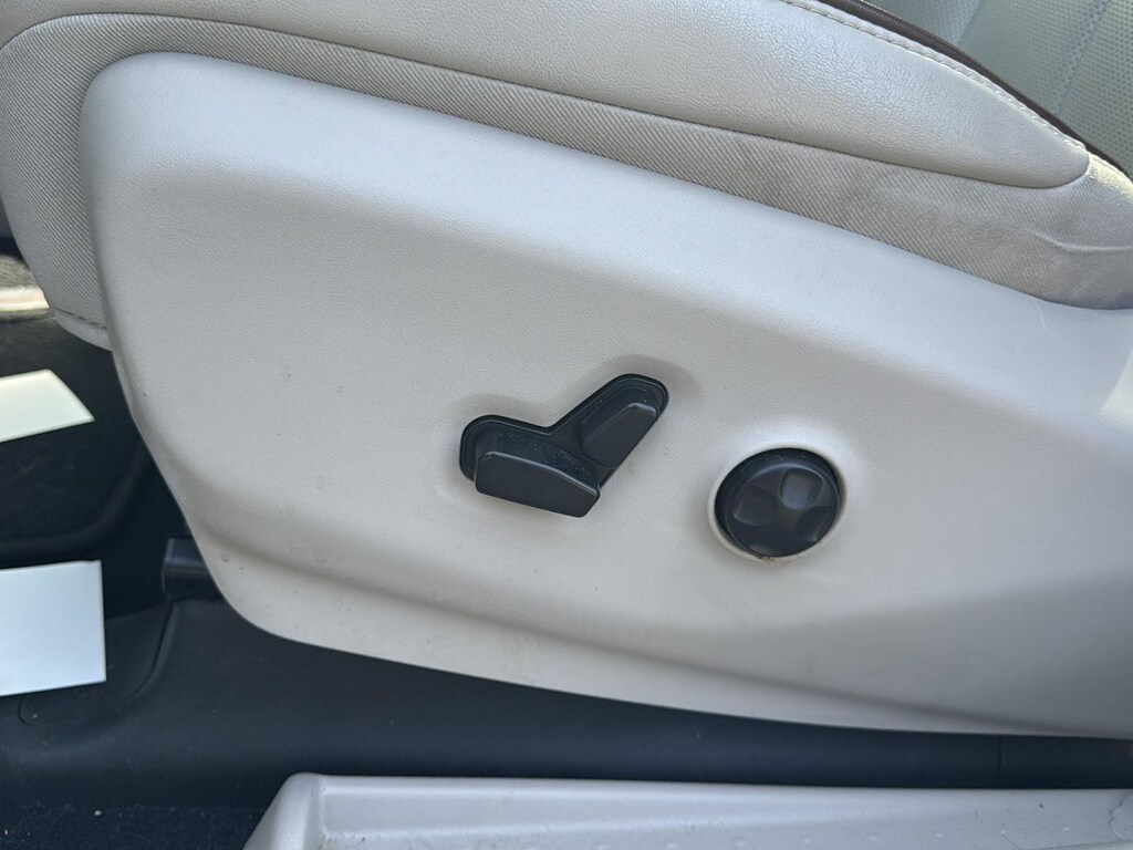 Used 2020 Chrysler Pacifica Limited Van