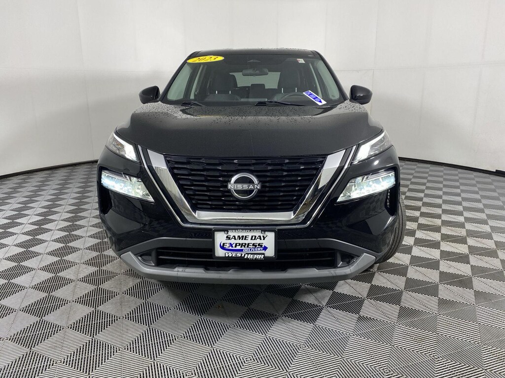 Used 2023 Nissan Rogue SV SUV