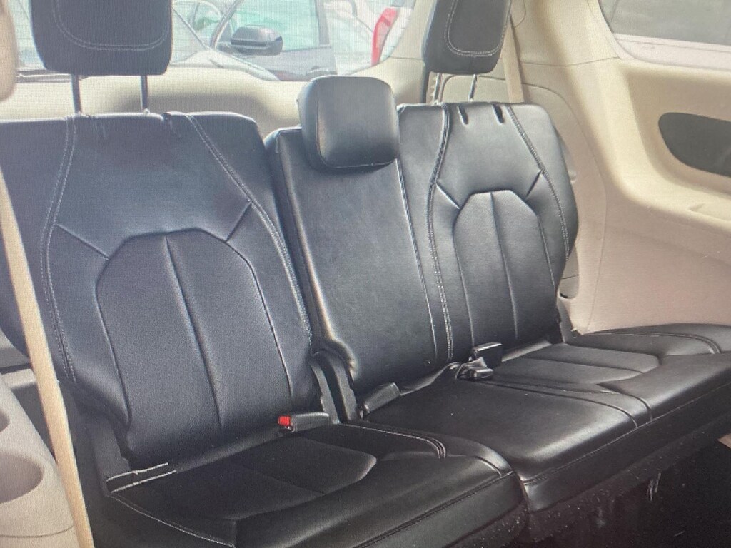 Used 2024 Chrysler Pacifica Touring L Van