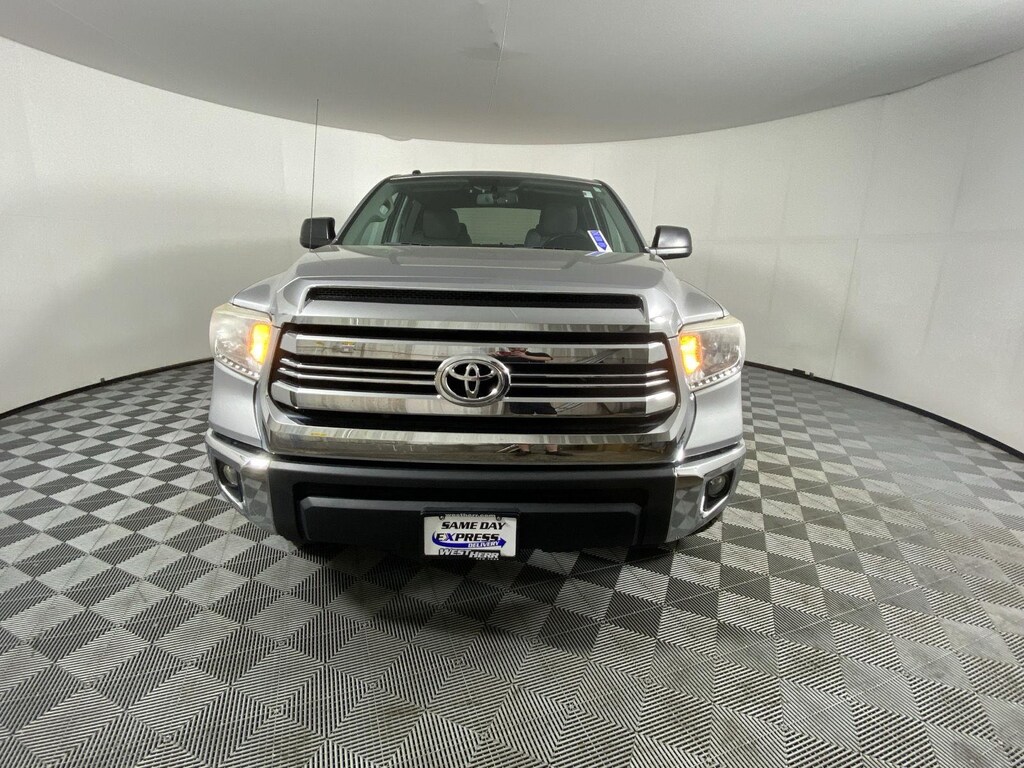 Used 2016 Toyota Tundra Truck SR5 CrewMax
