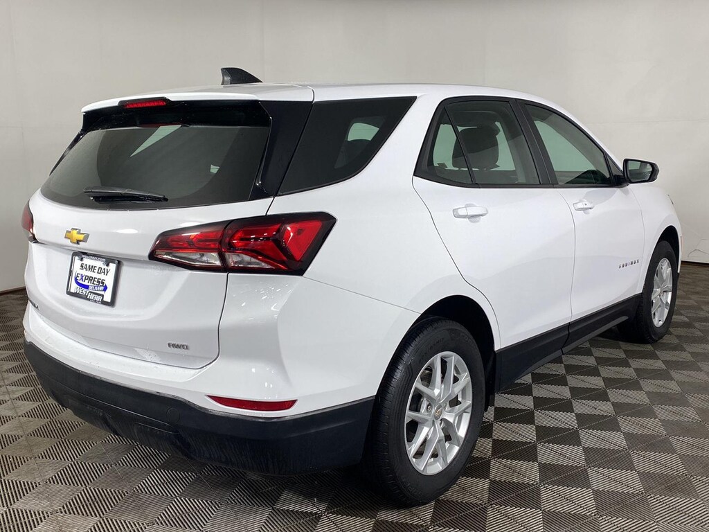 Used 2024 Chevrolet Equinox LS SUV