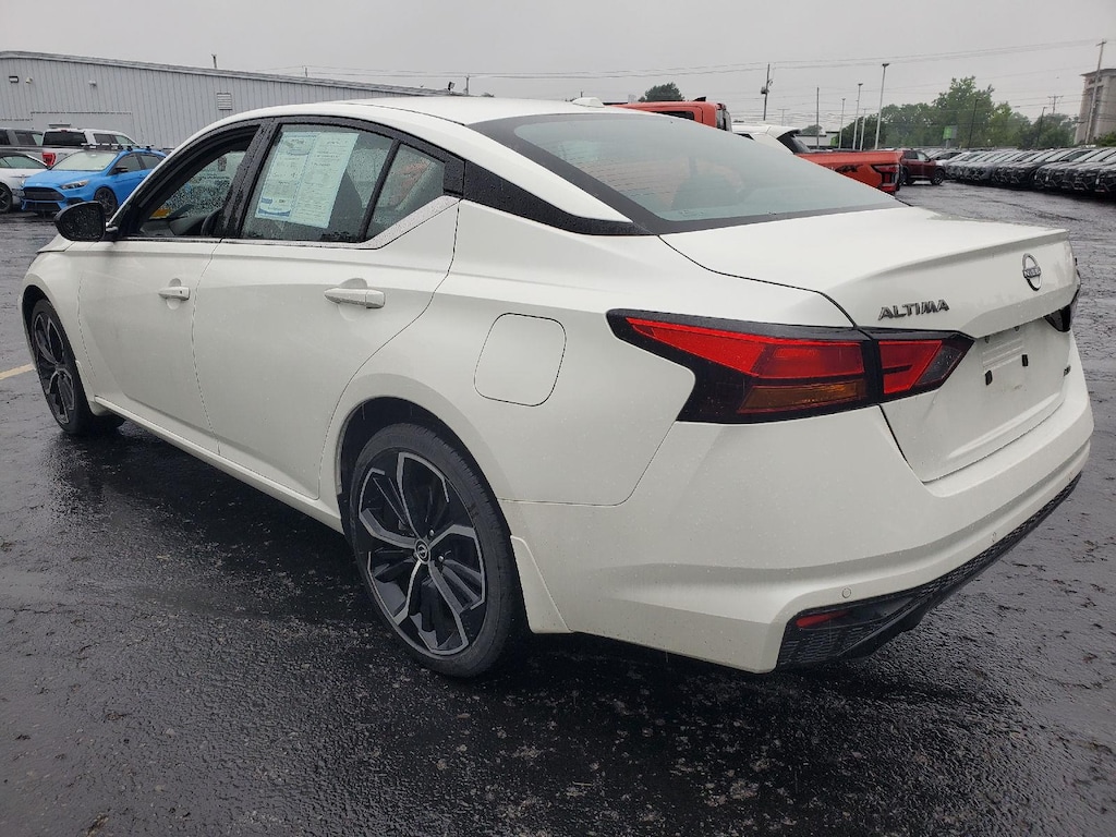 Used 2024 Nissan Altima 2.5 SR Sedan
