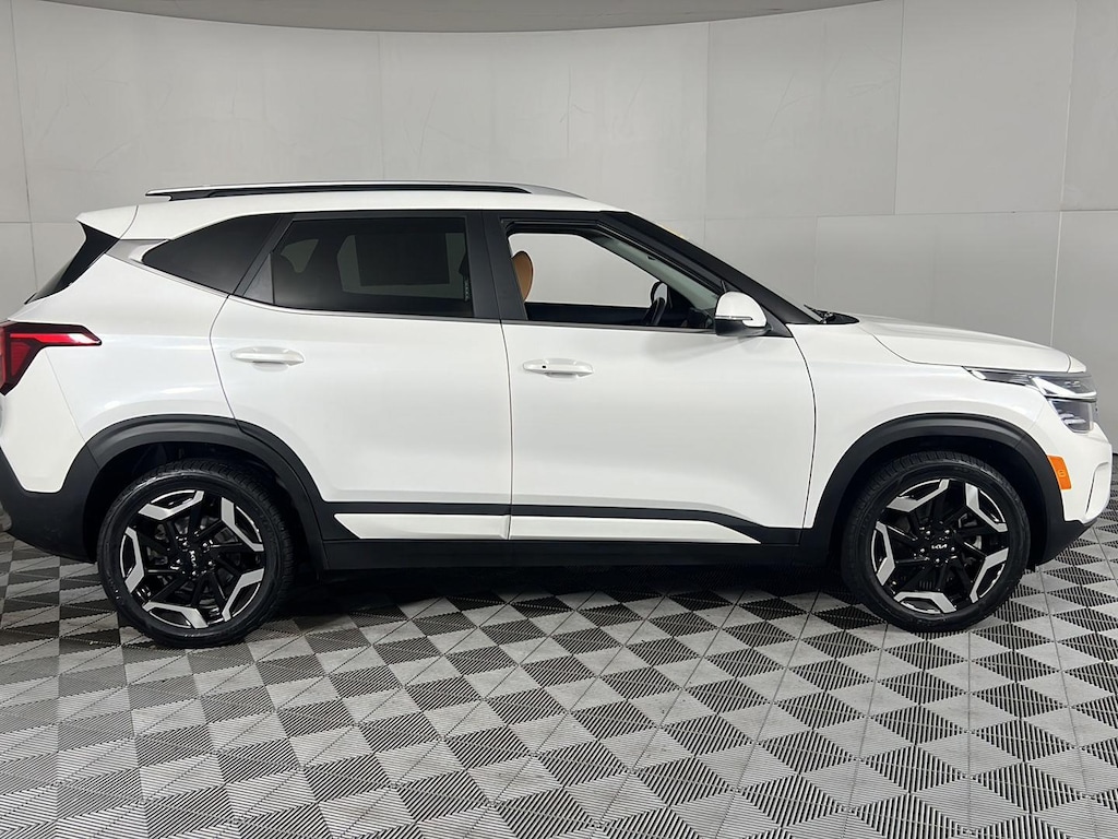 Used 2024 Kia Seltos SX SUV