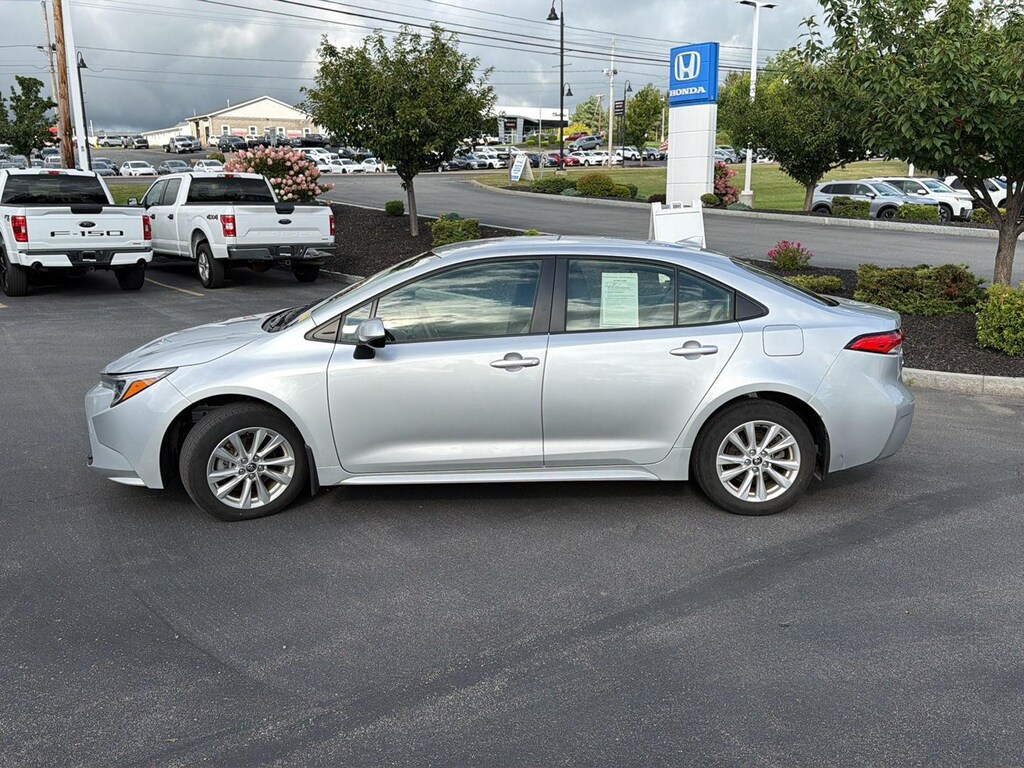 Used 2024 Toyota Corolla Hybrid LE Sedan