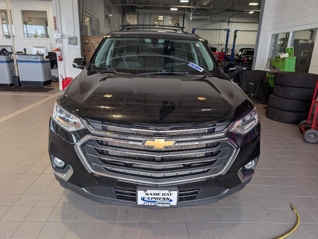 Used 2020 Chevrolet Traverse LT Cloth SUV