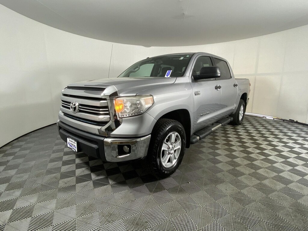 Used 2016 Toyota Tundra Truck SR5 CrewMax