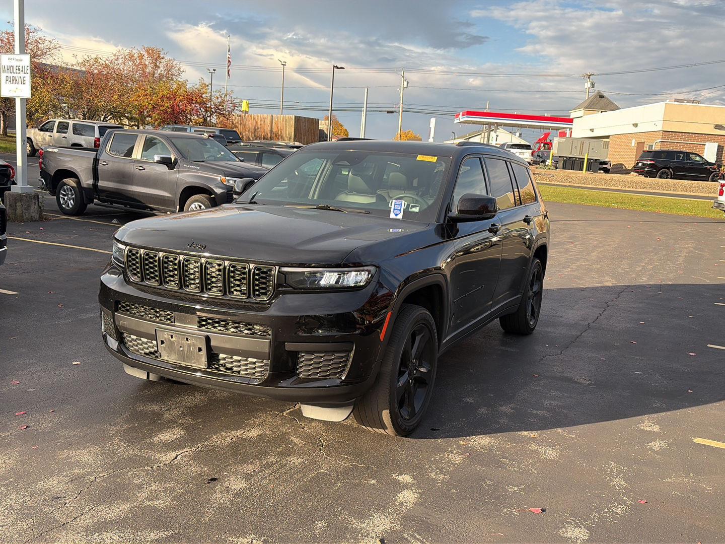 Used 2023 Jeep Cherokee UT
