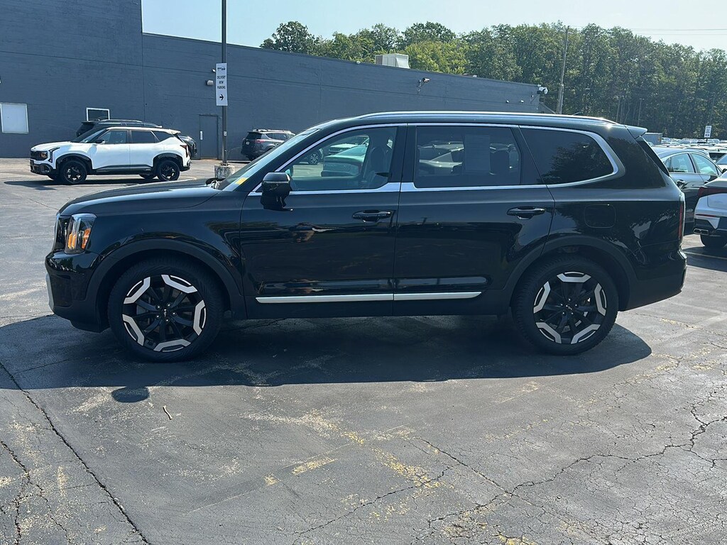 Certified 2024 Kia Telluride EX SUV