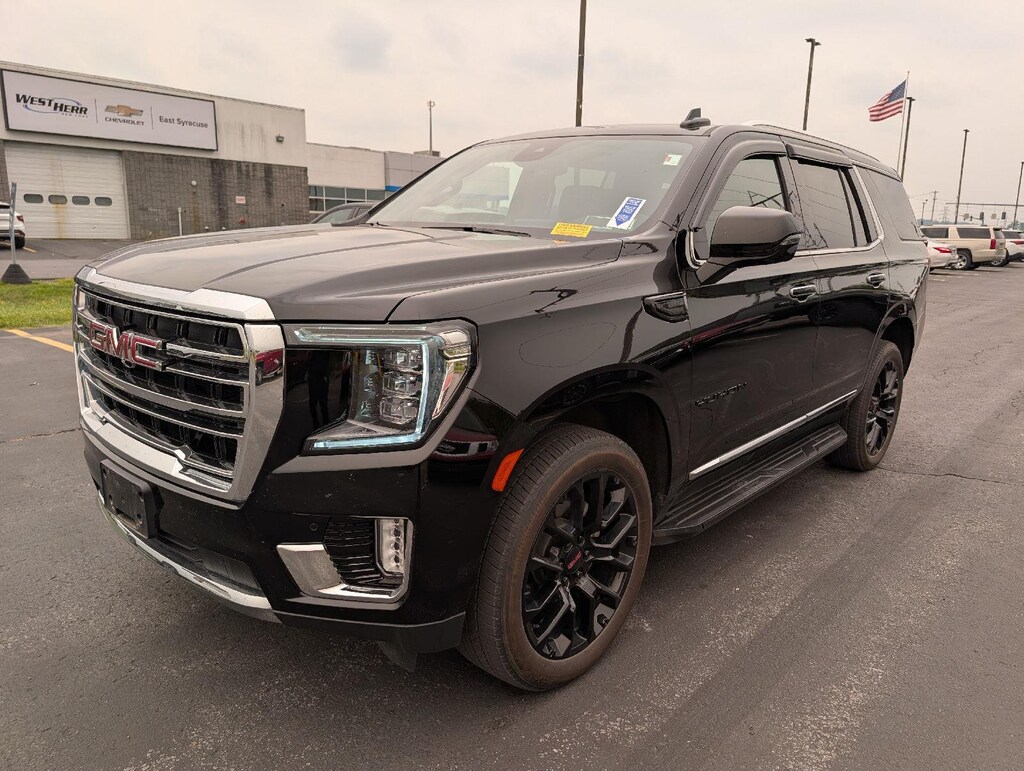 Used 2024 GMC Yukon SLT SUV