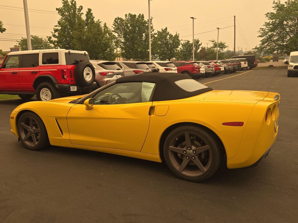 Used 2005 Chevrolet Corvette Base Convertible