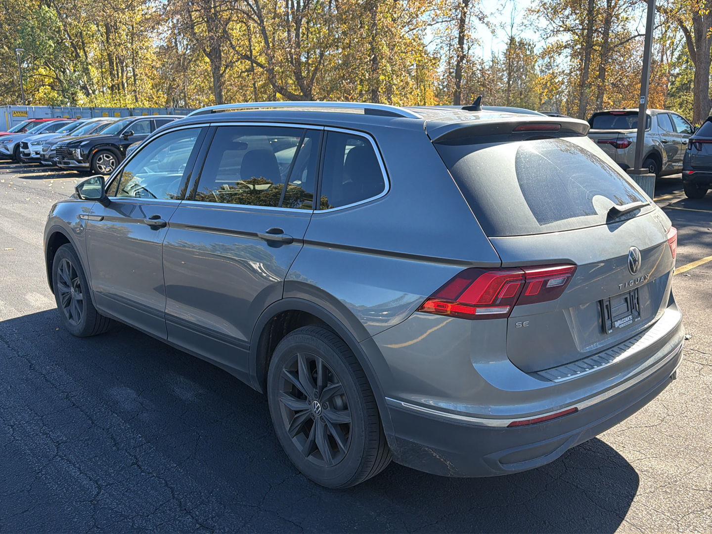 Used 2024 Volkswagen Tiguan SE SUV