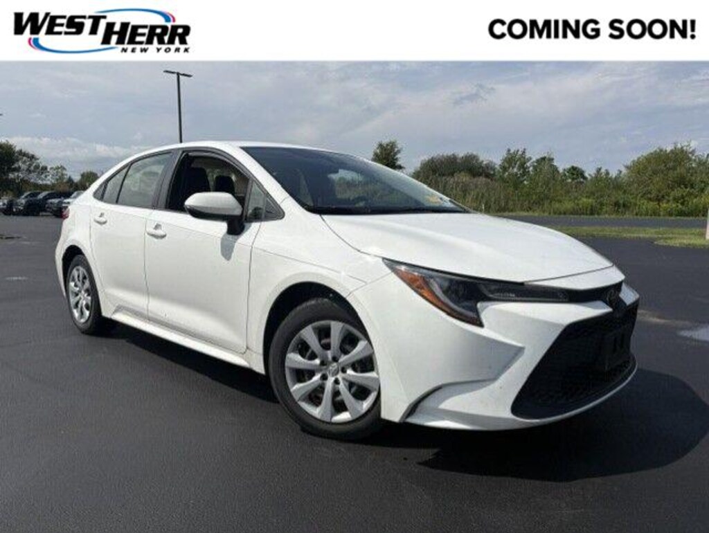 Used 2022 Toyota Corolla LE Sedan