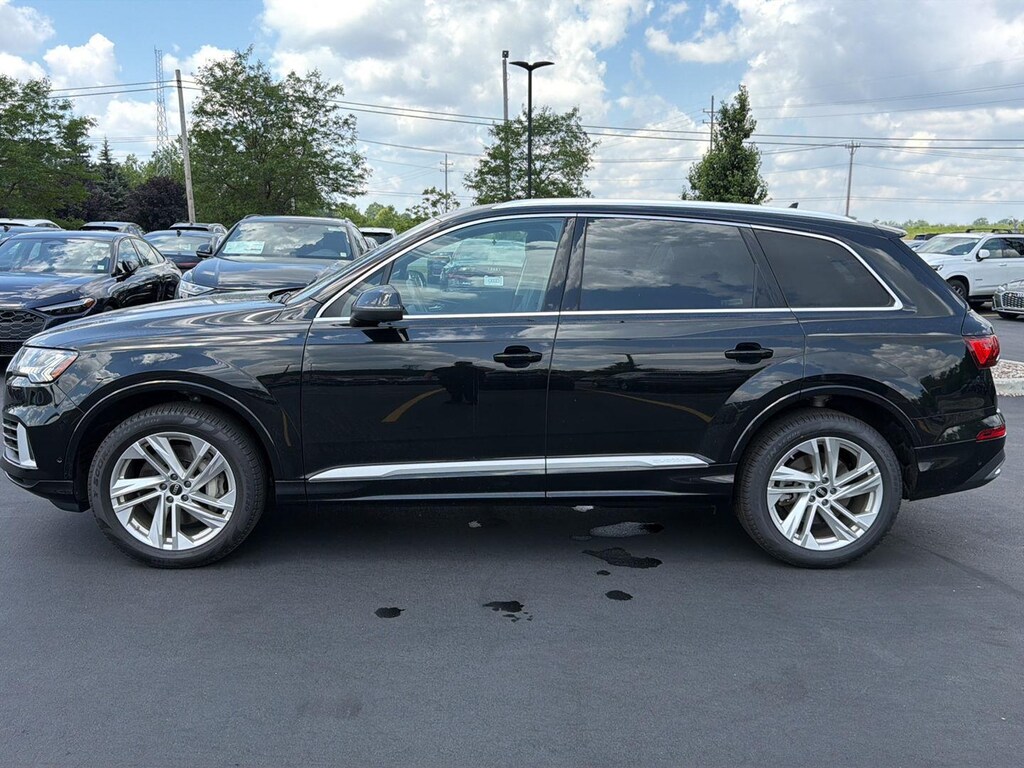 Used 2023 Audi Q7 Premium SUV