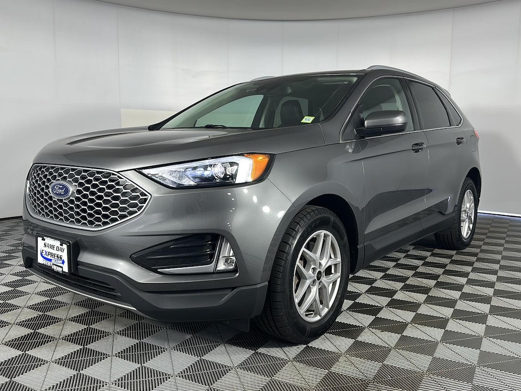 Used 2024 Ford Edge SEL SUV