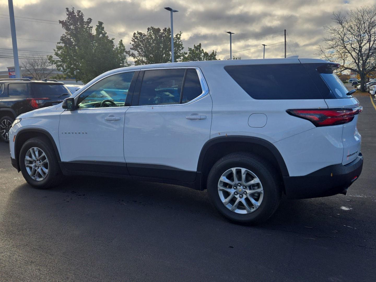 Used 2023 Chevrolet Traverse LS SUV