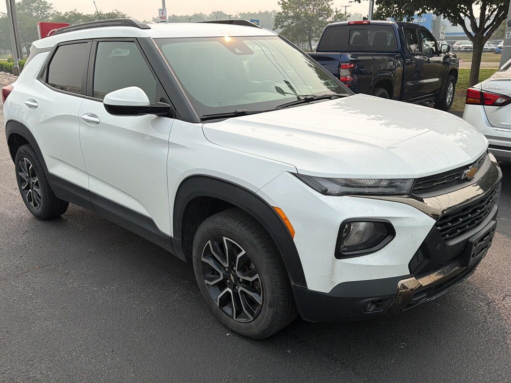 Used 2023 Chevrolet Trailblazer Activ SUV